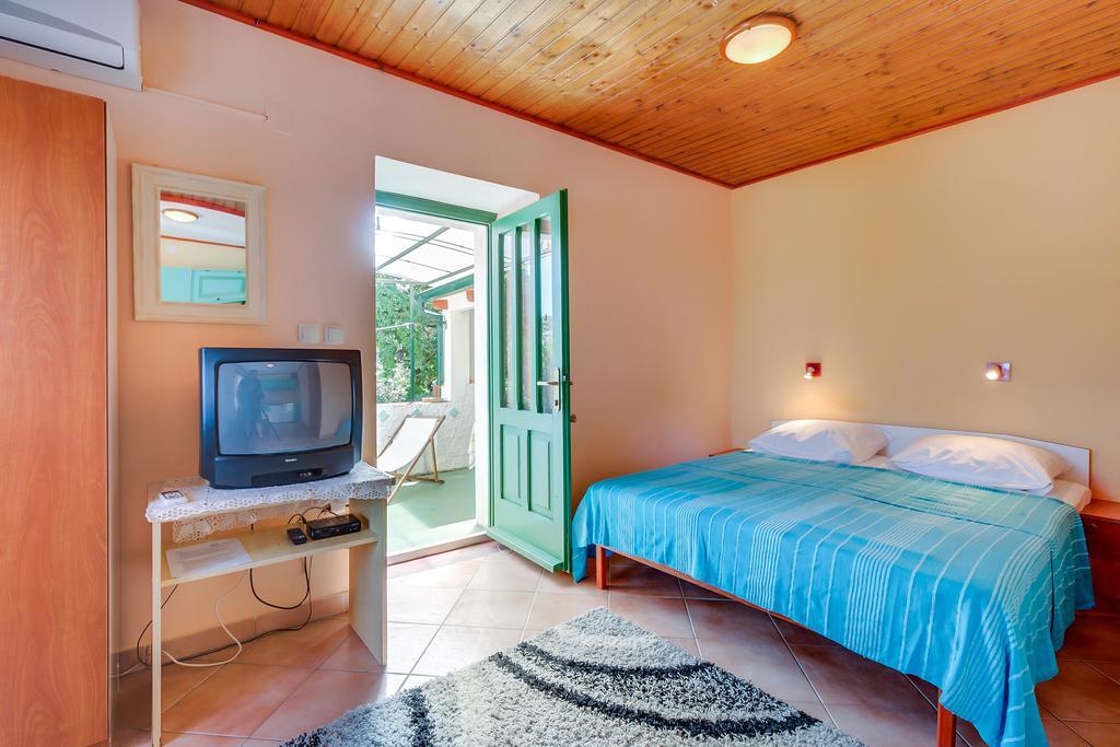 Apartments Josip & Maria Велі-Лошинь Екстер'єр фото
