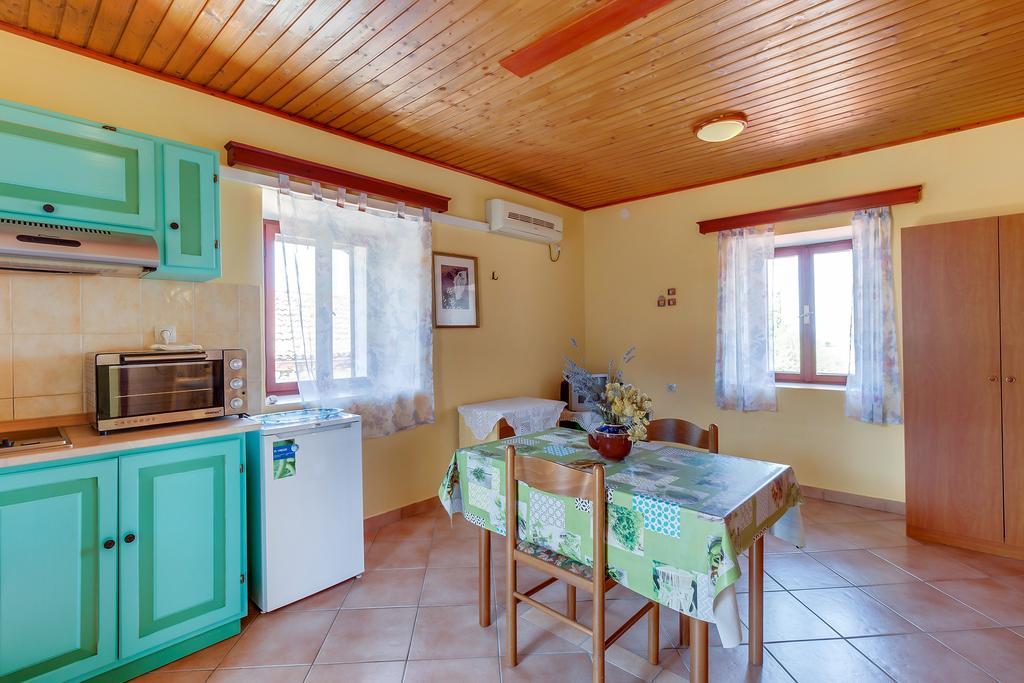 Apartments Josip & Maria Велі-Лошинь Екстер'єр фото